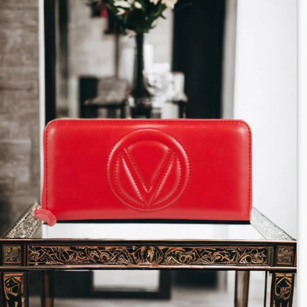 Valentino by Mario Valentino Wallet - Picture 2 of 6